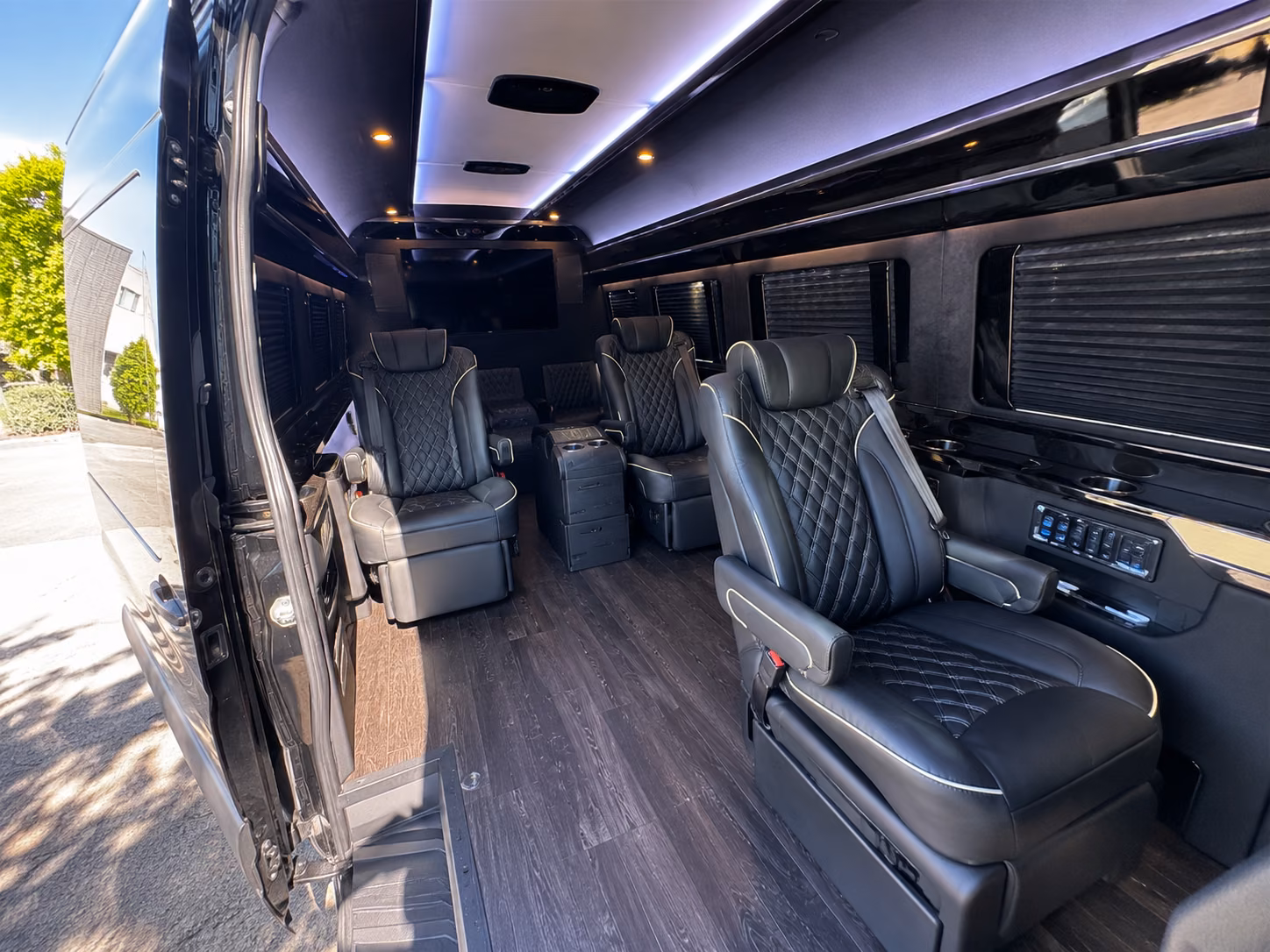 syracuse 12 passenger sprinter van interior