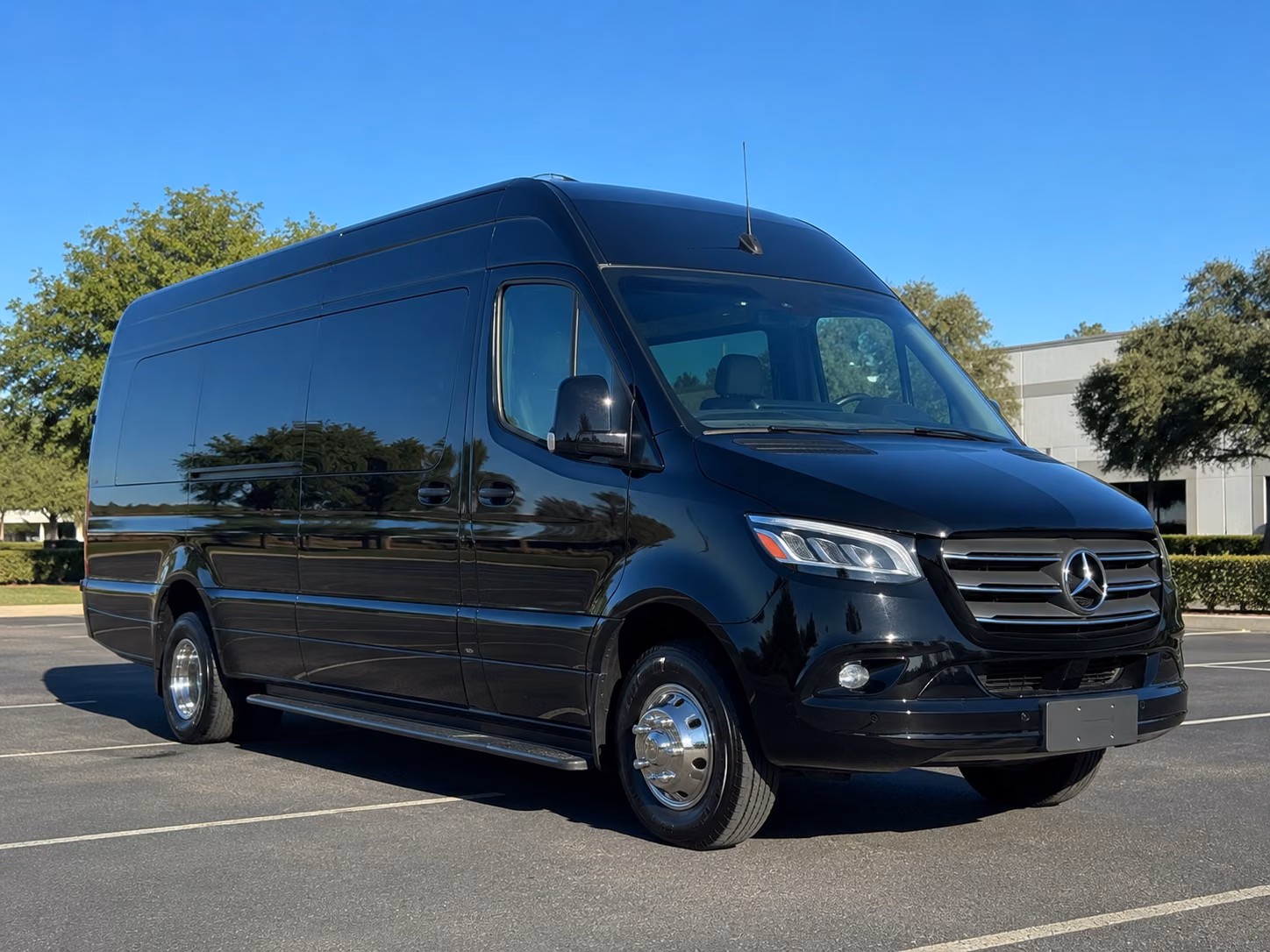 syracuse airport sprinter van service