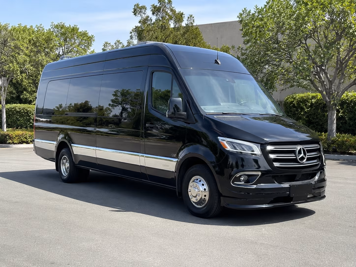 syracuse concert sprinter van rental