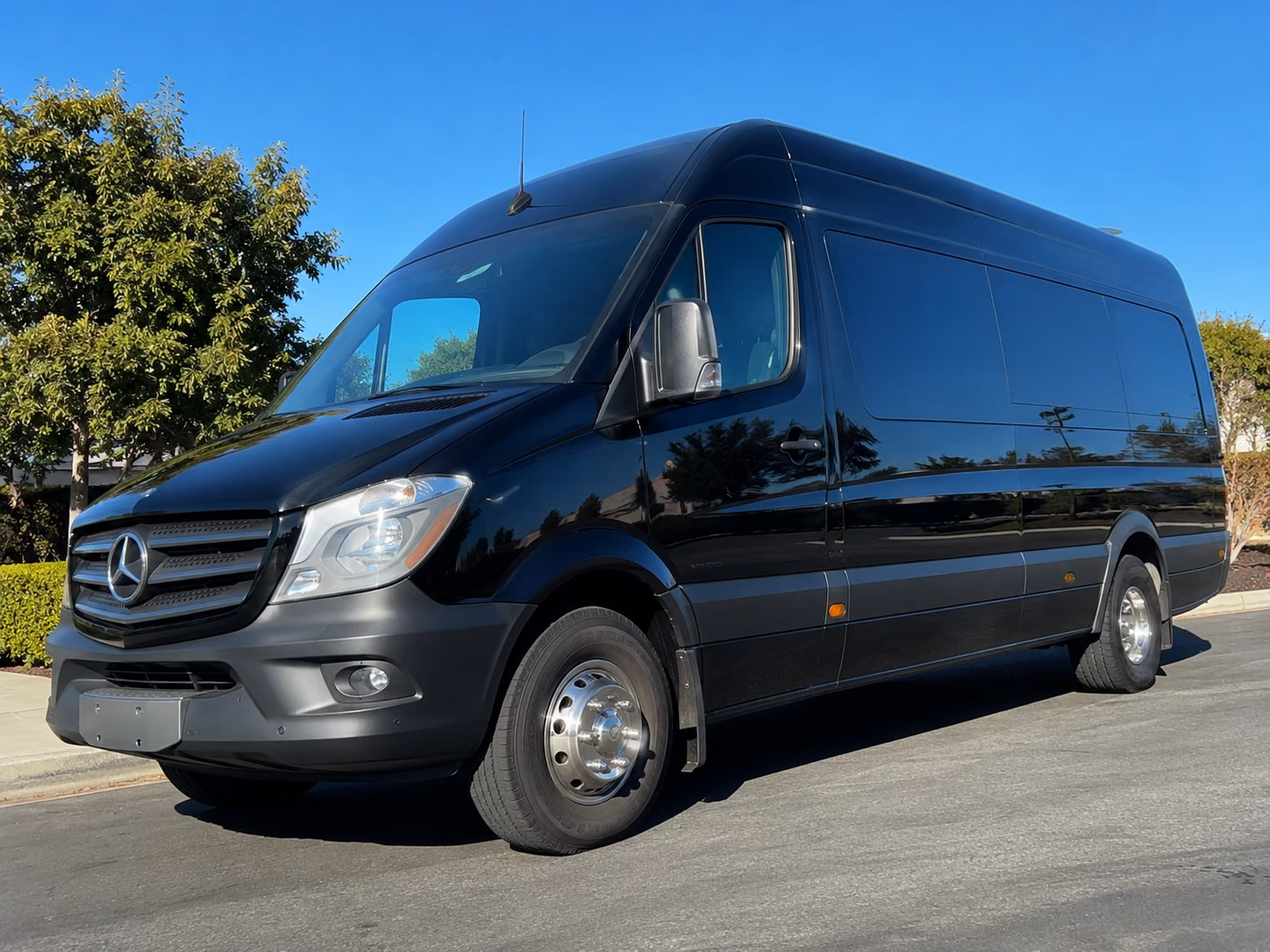 syracuse wine tour sprinter van rental