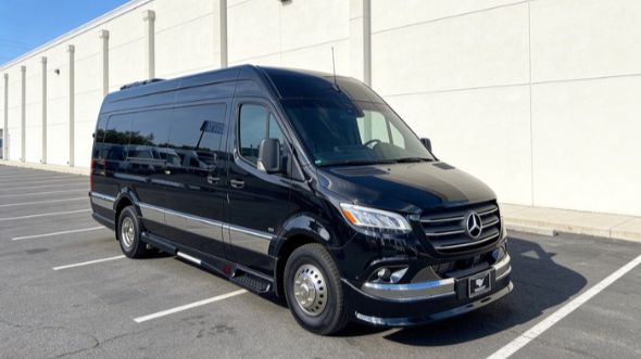 syracuse corporate sprinter van service