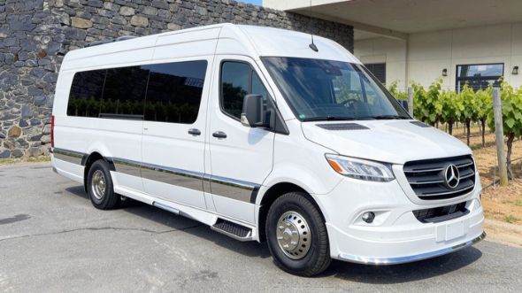 syracuse wine tour sprinter van rental